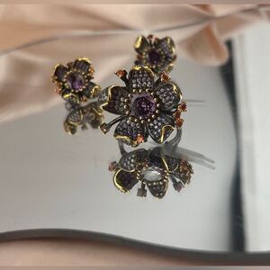 Floral Gemstone Earrings and Ring Set – Luxurious Statement Jewelry